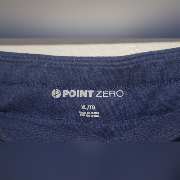 NWOT XL Point Zero Navy and Cream Striped Skort - Picture 2 of 5